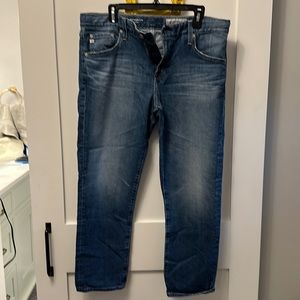 AG jeans medium wash ex-boyfriend slim sz 32R.